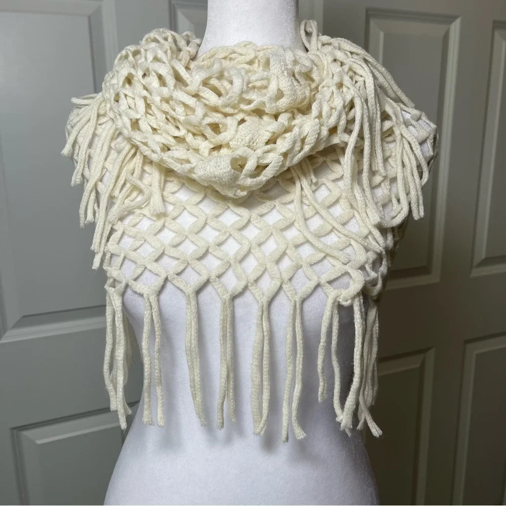 Two Lightweight Infinity Scarves Black White Diamond Pattern Tassels Acrylic